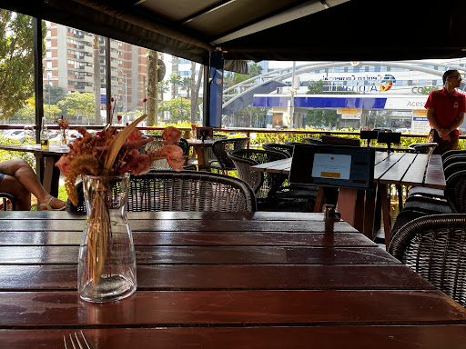 Kombina Felice Restaurante Italiano