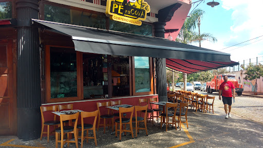 Pé na Cova - Bar e Restaurante