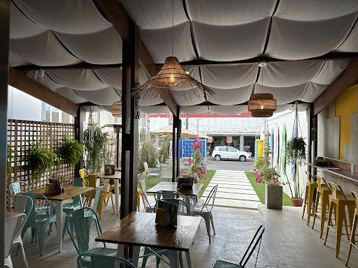 Blue Macaws Hawaiian Food e Cia